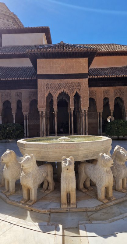 Granada, Alhambra, dvorište lavova
